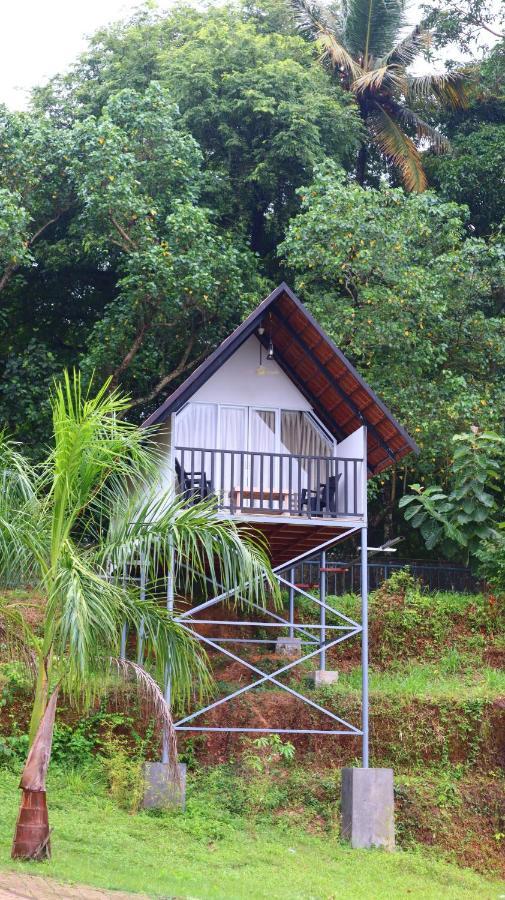 Ripples Service Villas Kollam Luaran gambar