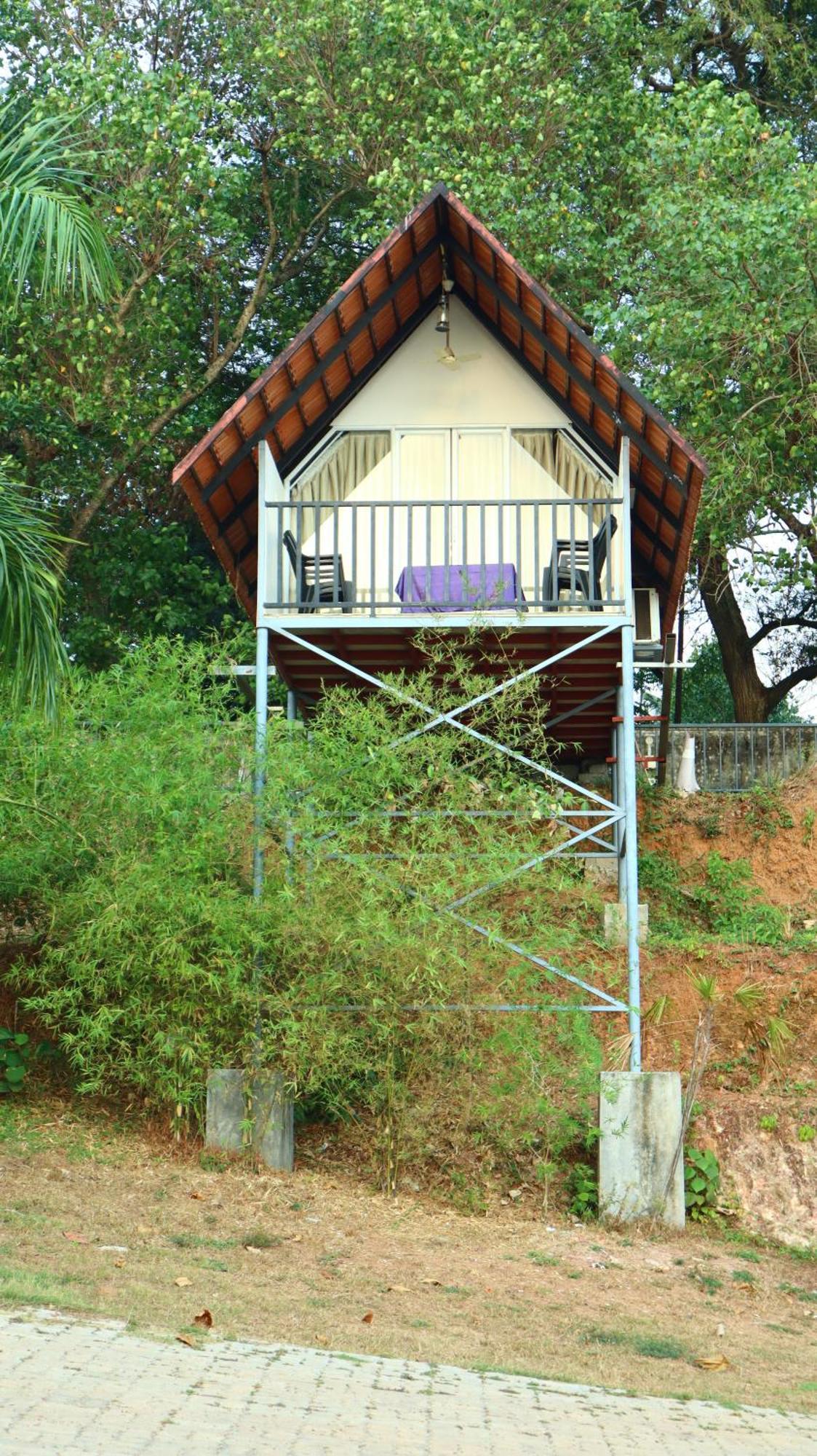 Ripples Service Villas Kollam Luaran gambar